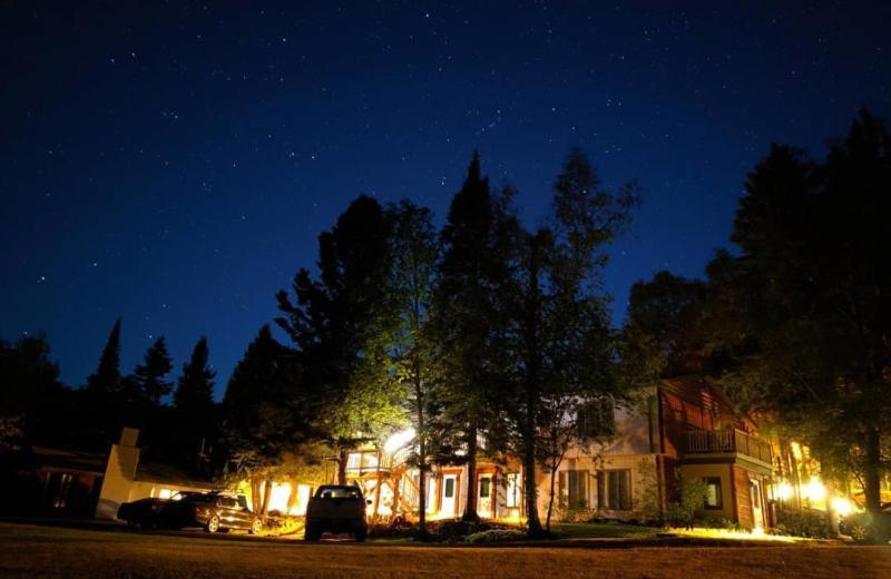Thomsonite Inn On Lake Superior แกรนด์มาเรส์ ภายนอก รูปภาพ