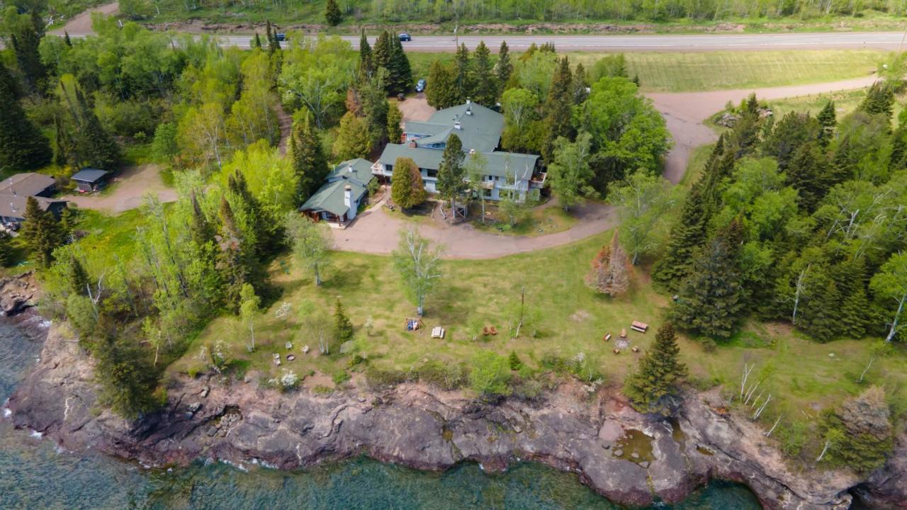 Thomsonite Inn On Lake Superior แกรนด์มาเรส์ ภายนอก รูปภาพ