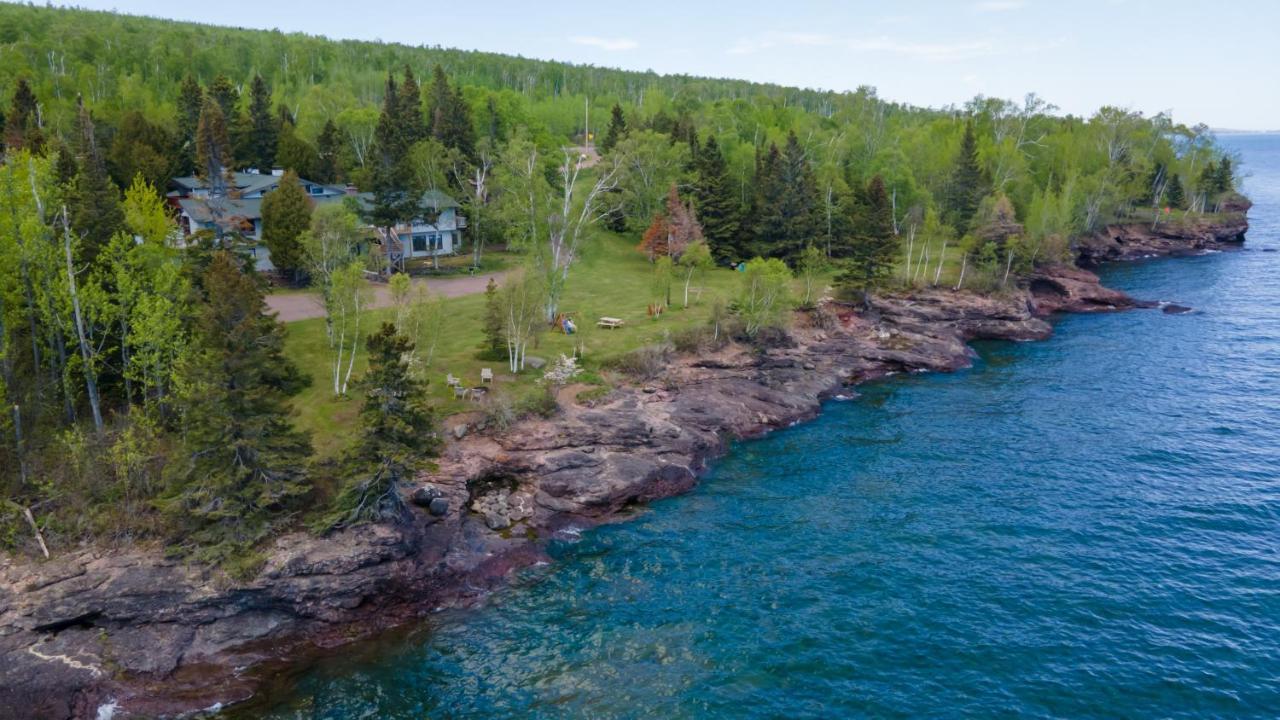 Thomsonite Inn On Lake Superior แกรนด์มาเรส์ ภายนอก รูปภาพ