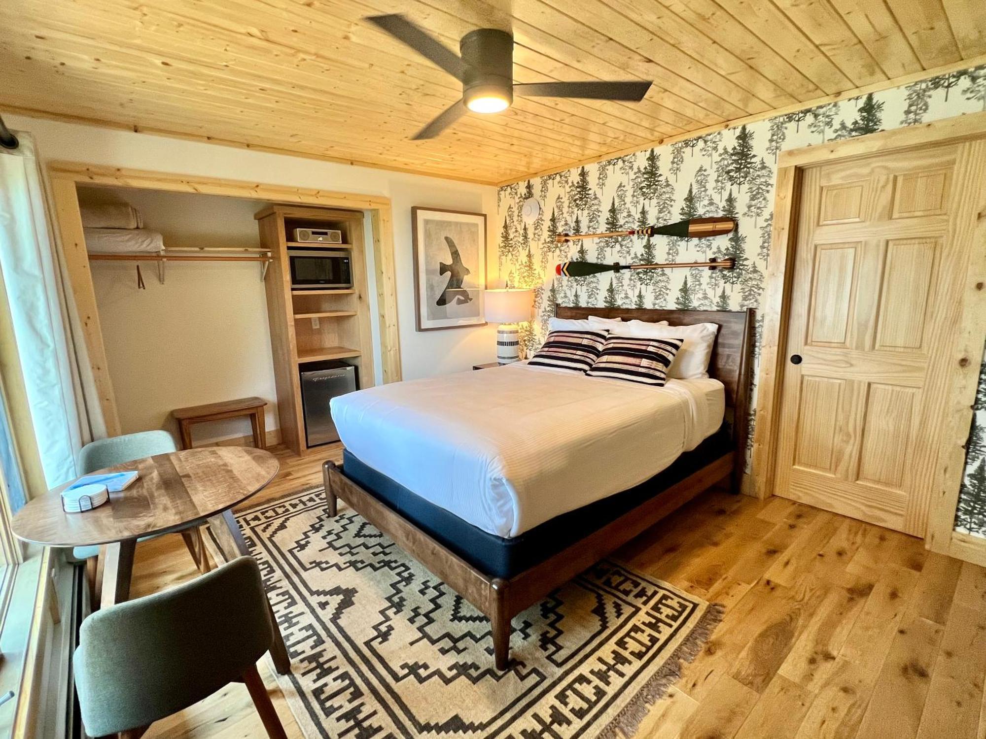 Thomsonite Inn On Lake Superior แกรนด์มาเรส์ ห้อง รูปภาพ
