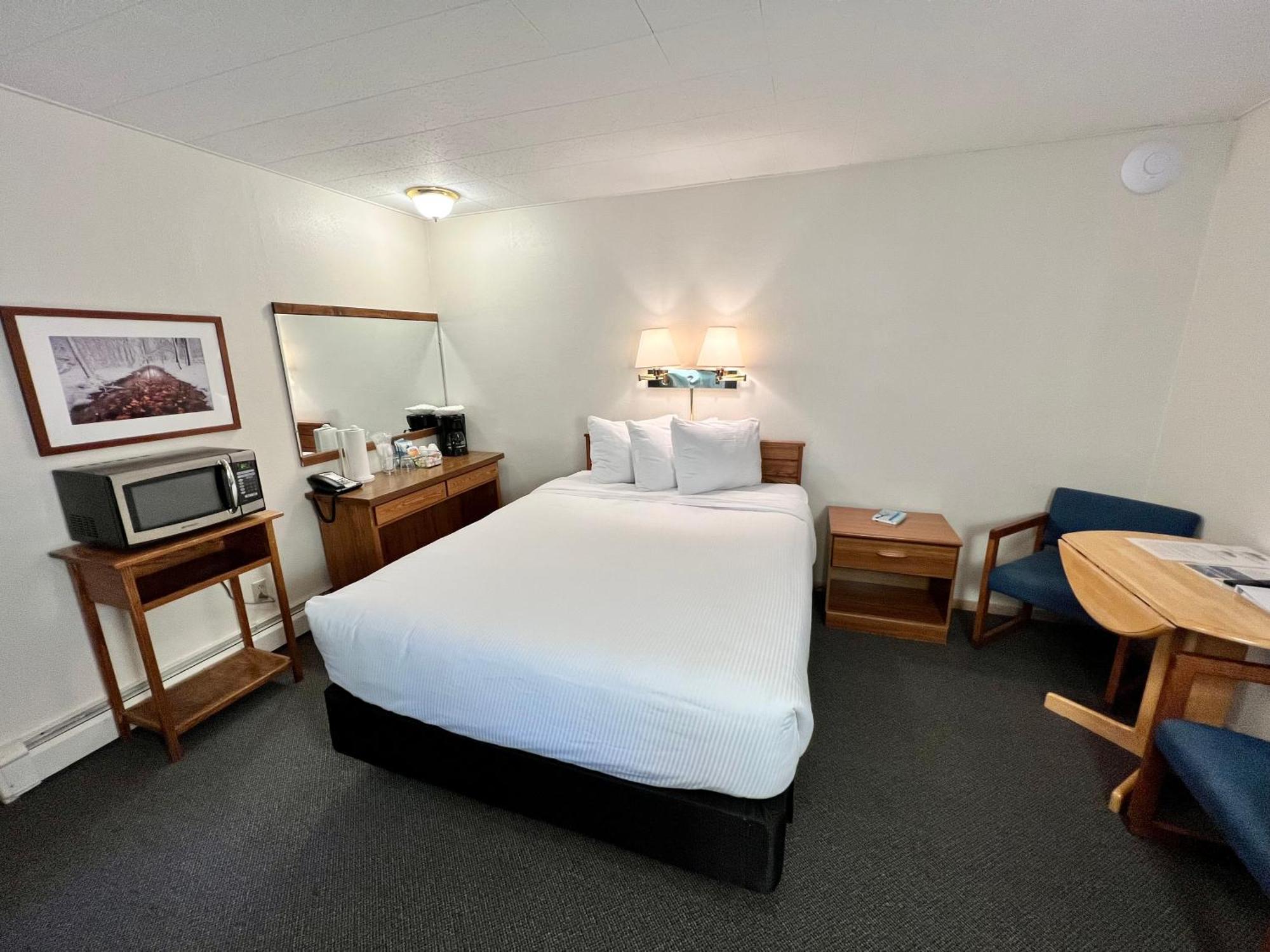 Thomsonite Inn On Lake Superior แกรนด์มาเรส์ ห้อง รูปภาพ