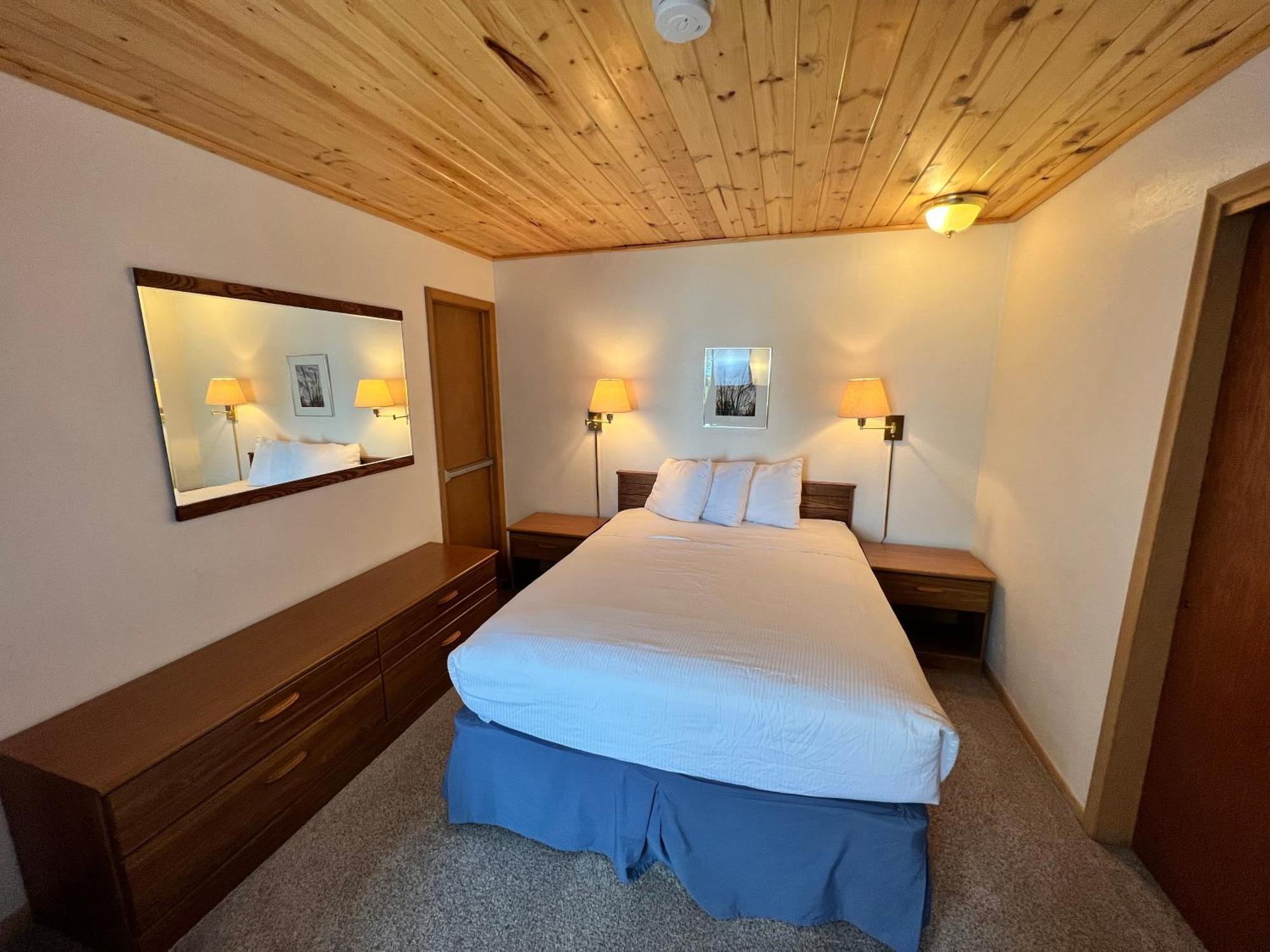 Thomsonite Inn On Lake Superior แกรนด์มาเรส์ ภายนอก รูปภาพ