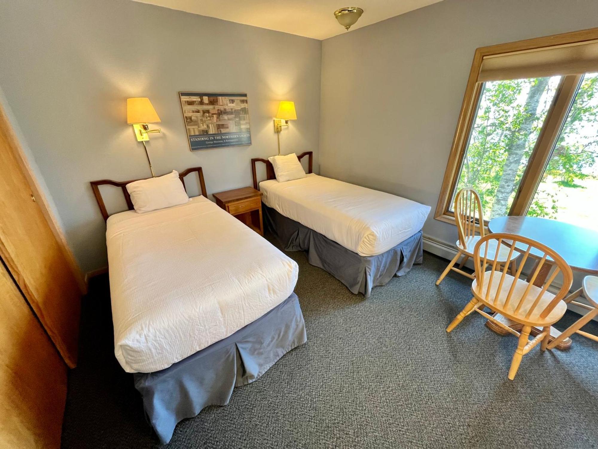 Thomsonite Inn On Lake Superior แกรนด์มาเรส์ ภายนอก รูปภาพ