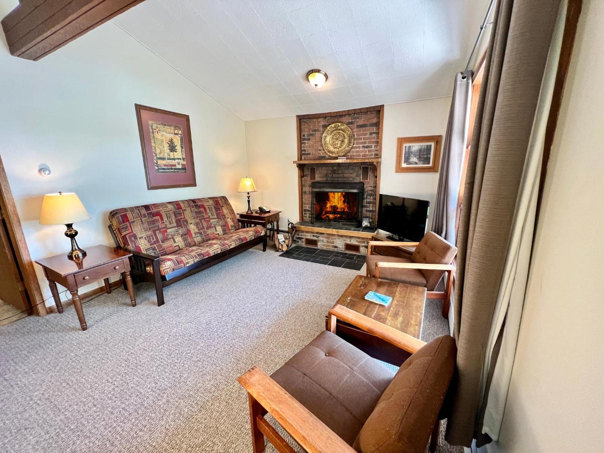 Thomsonite Inn On Lake Superior แกรนด์มาเรส์ ภายนอก รูปภาพ